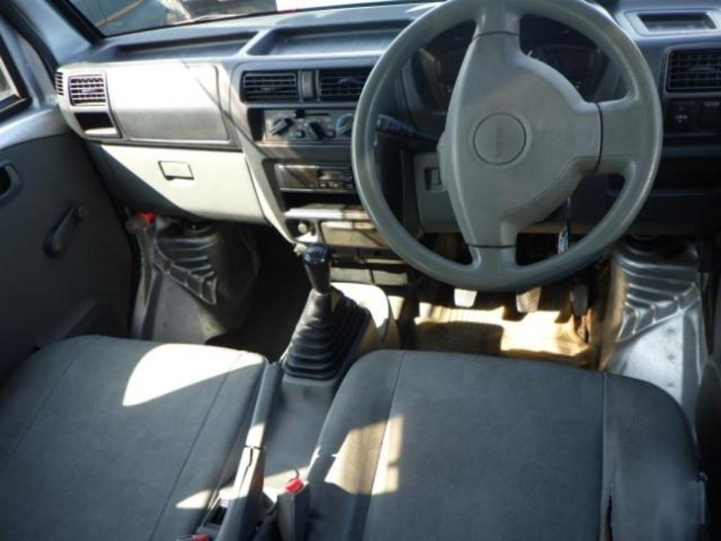NISSAN CLIPPER