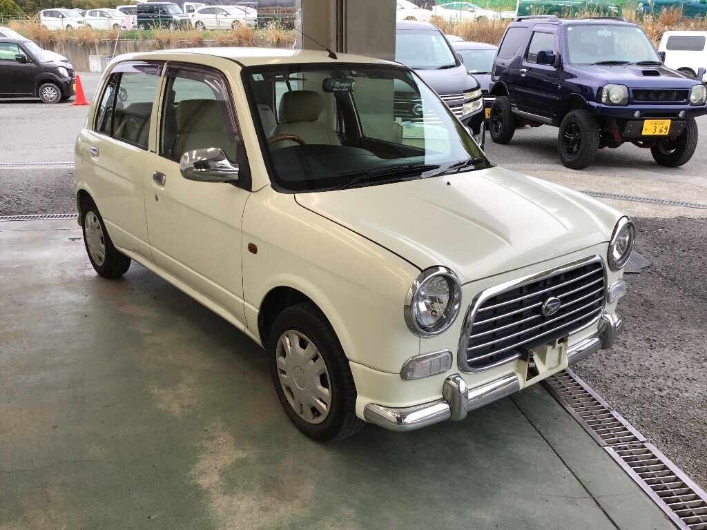 DAIHATSU MIRA GINO