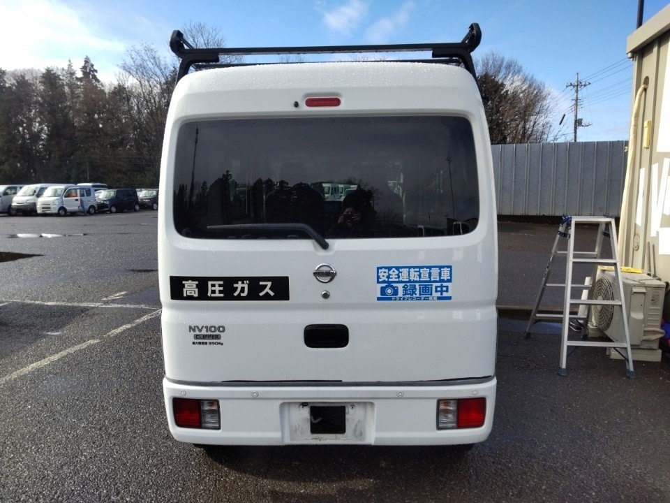 NISSAN NV100 CLIPPER