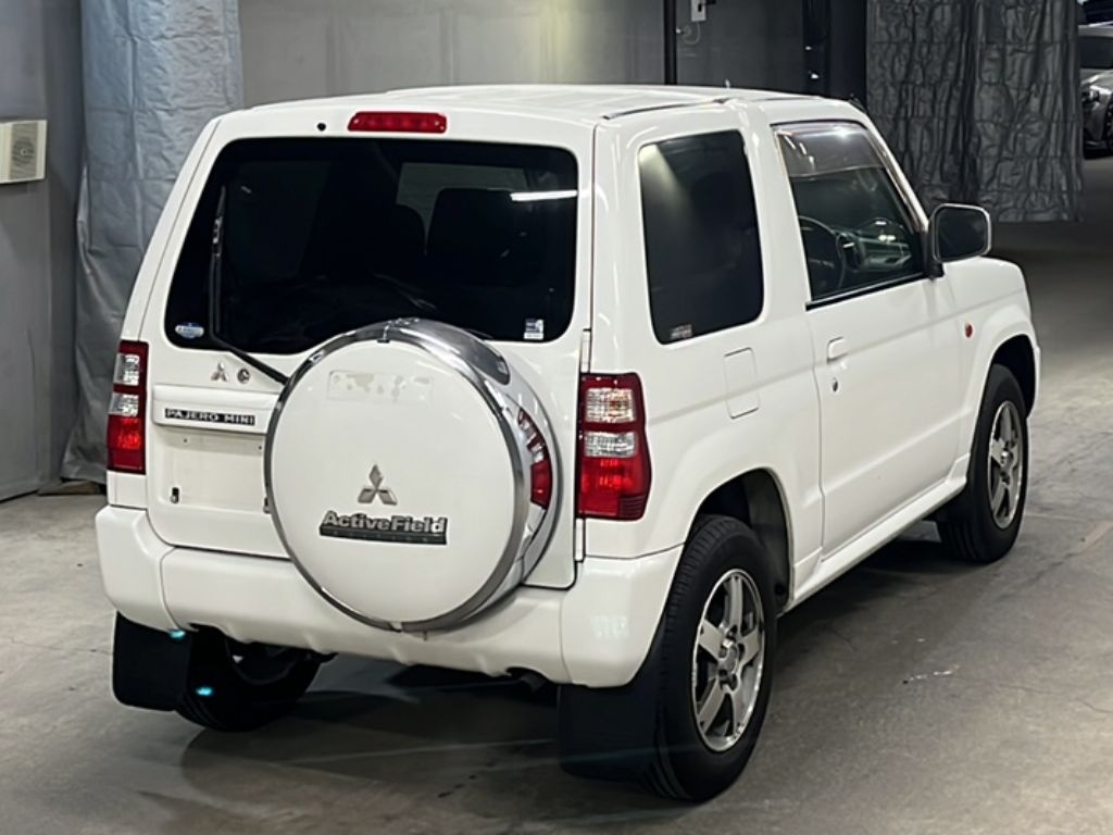 MITSUBISHI PAJERO MINI