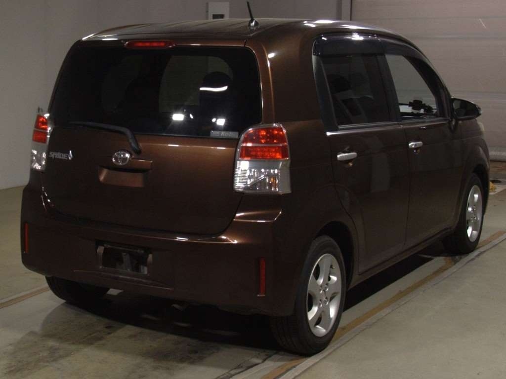 TOYOTA SPADE