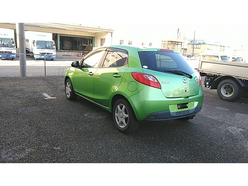 MAZDA DEMIO