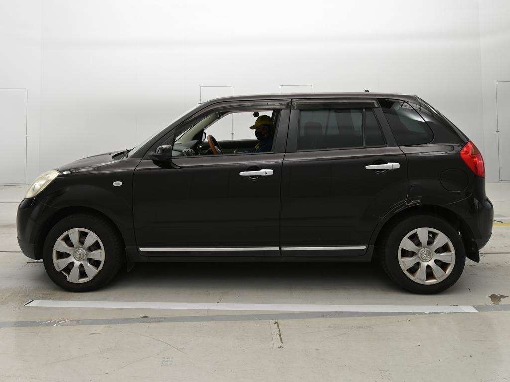 MAZDA VERISA