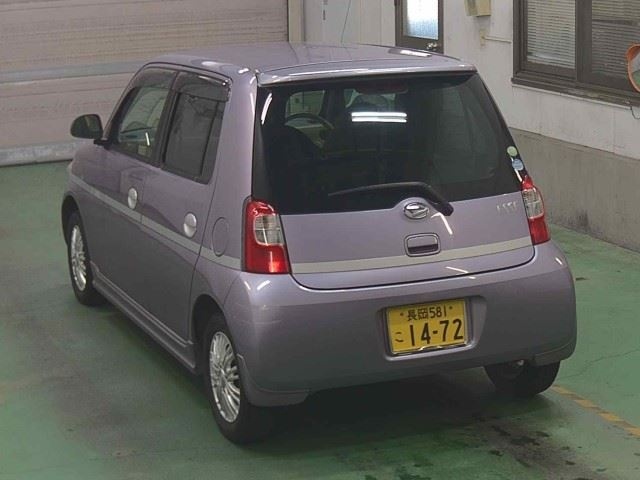DAIHATSU ESSE