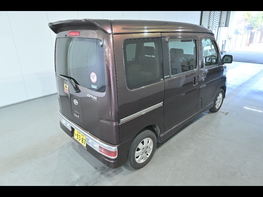 DAIHATSU ATRAI