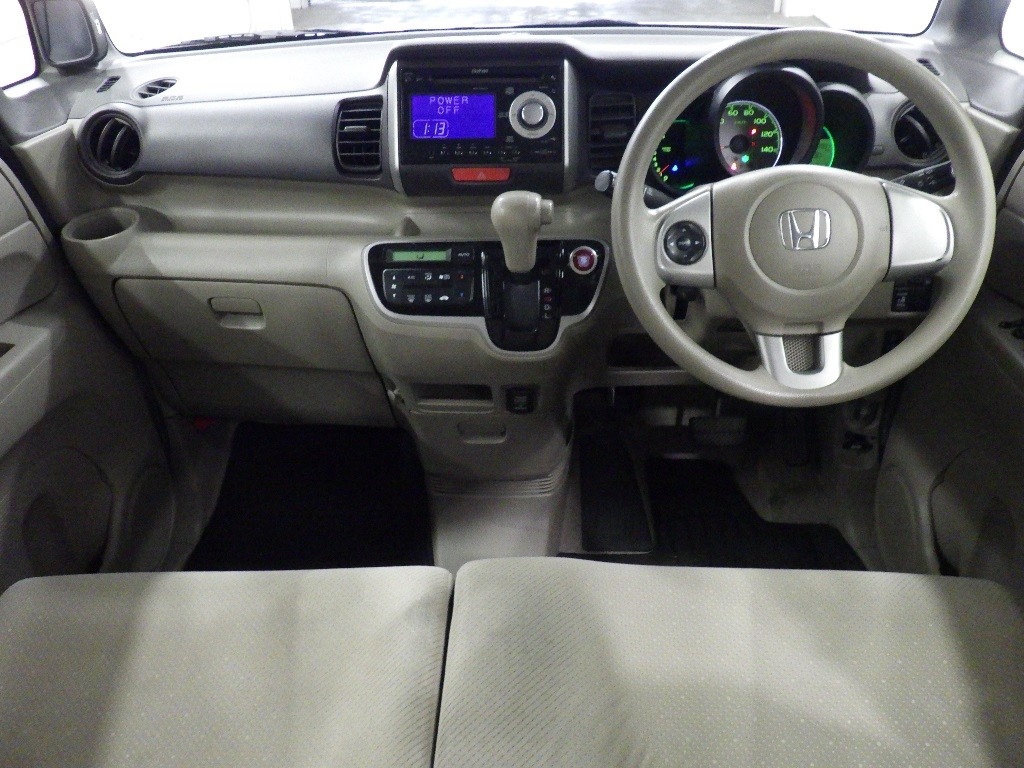 HONDA N-BOX