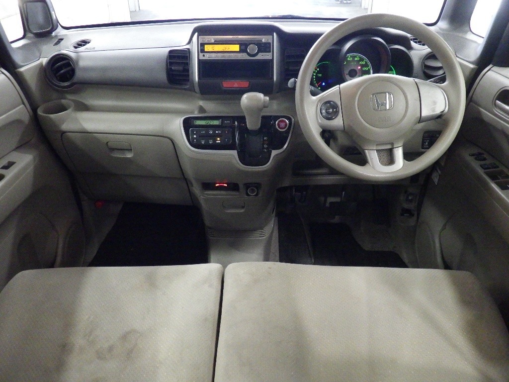 HONDA N-BOX