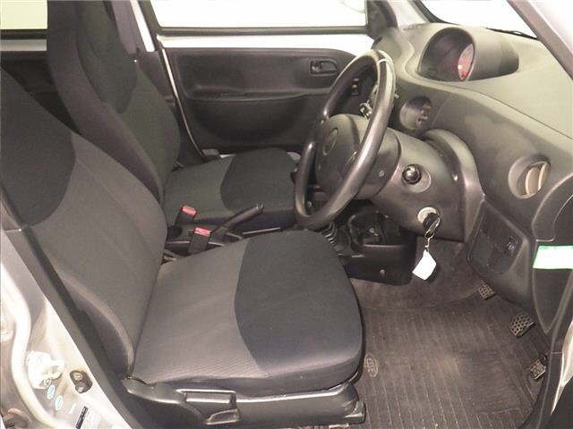 DAIHATSU ESSE
