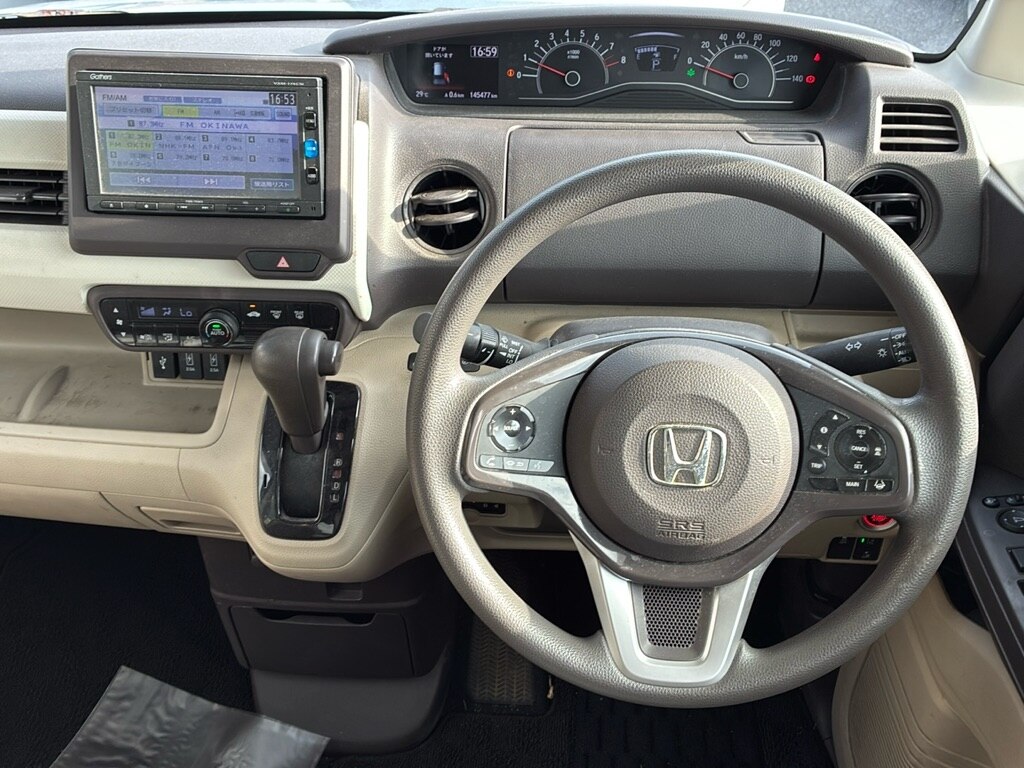 HONDA N-BOX