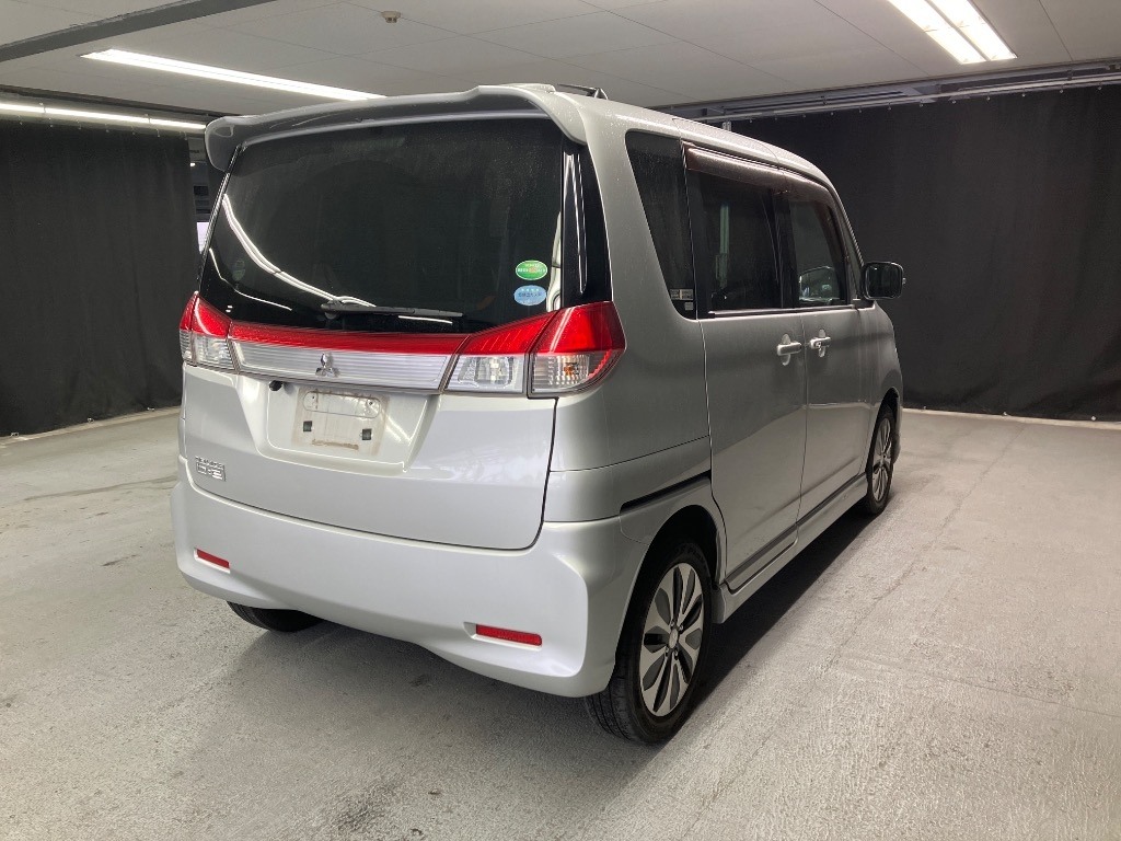 MITSUBISHI DELICA D:2