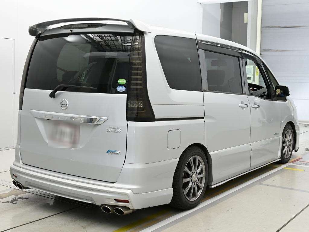NISSAN SERENA