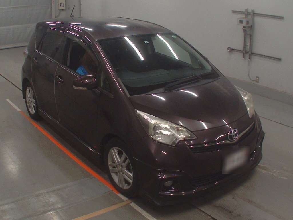 TOYOTA RACTIS