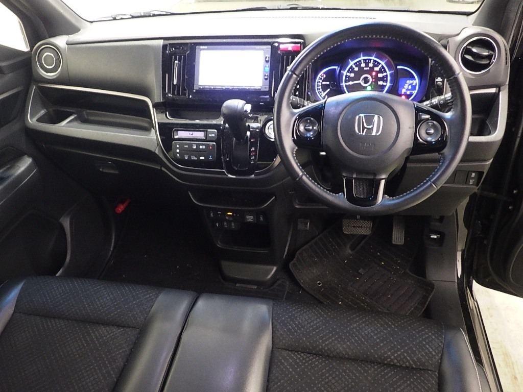 HONDA N-WGN