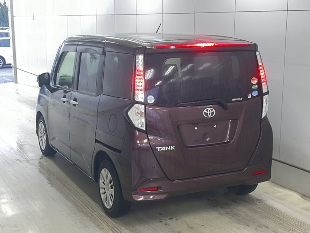 TOYOTA TANK