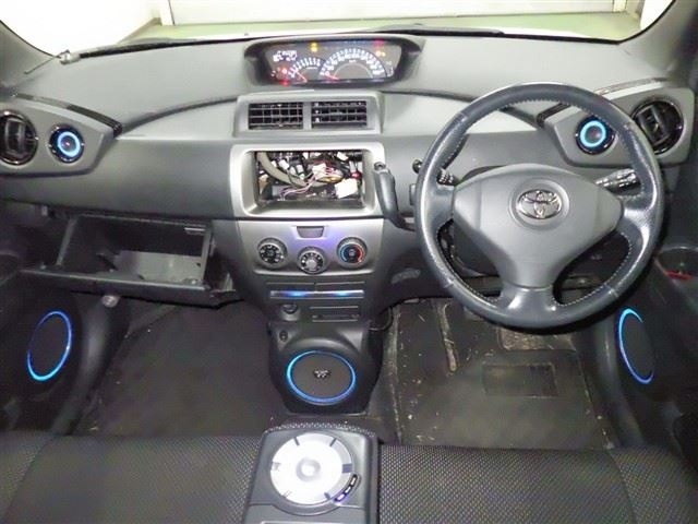 TOYOTA BB