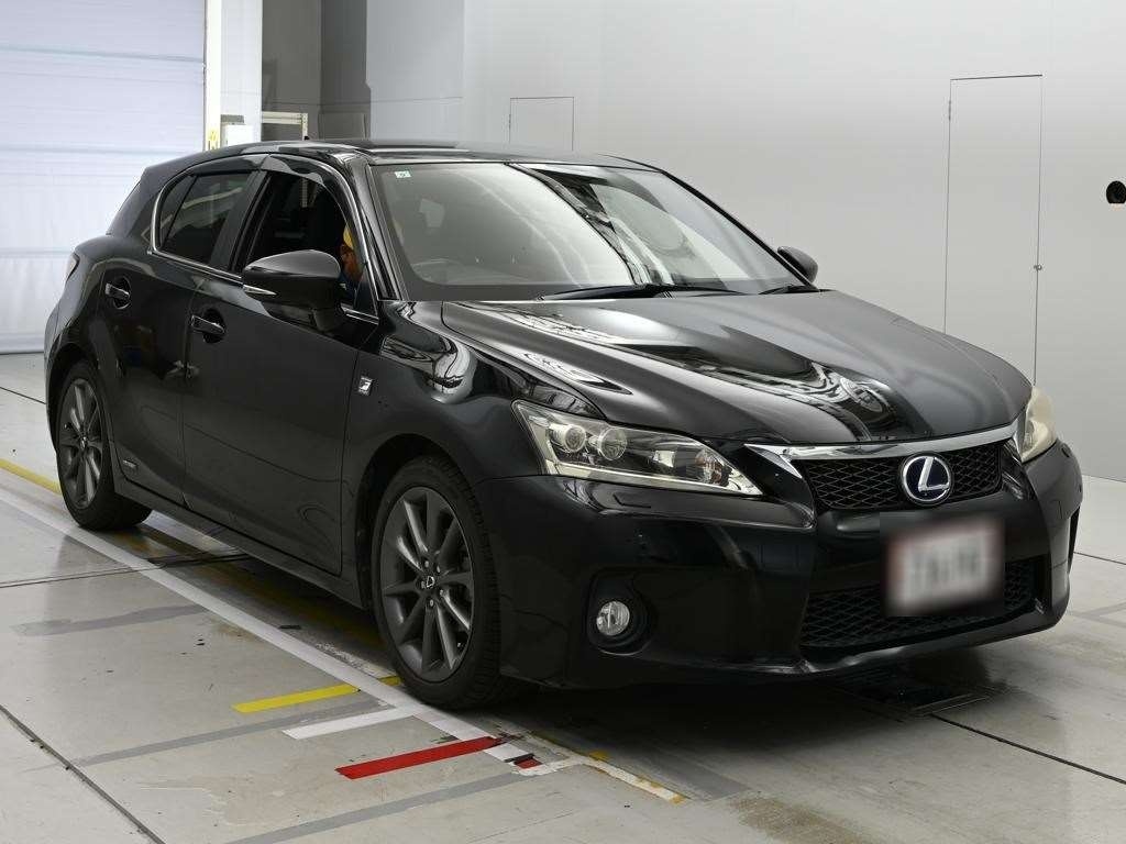 LEXUS CT200H