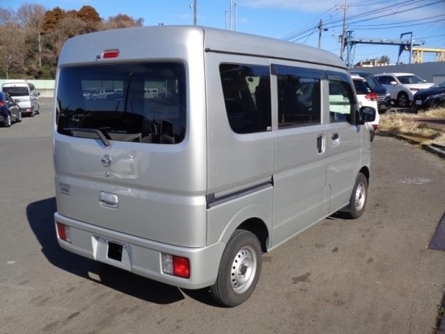 NISSAN NV100 CLIPPER