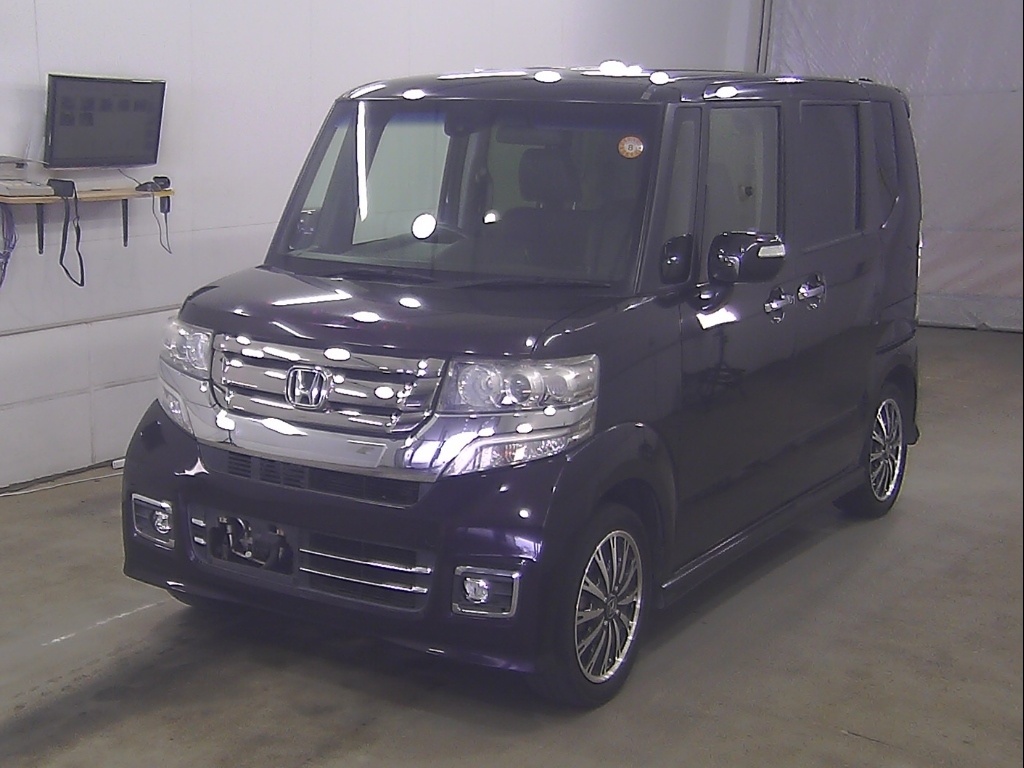 HONDA N-BOX