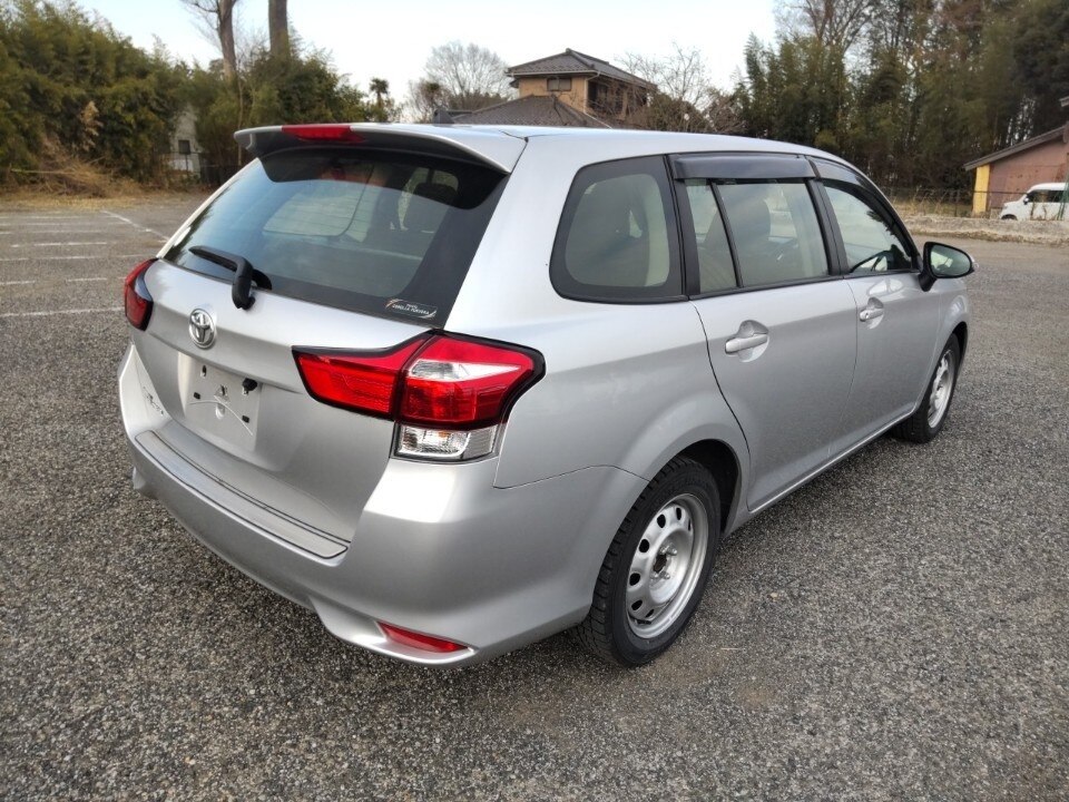 TOYOTA COROLLA FIELDER