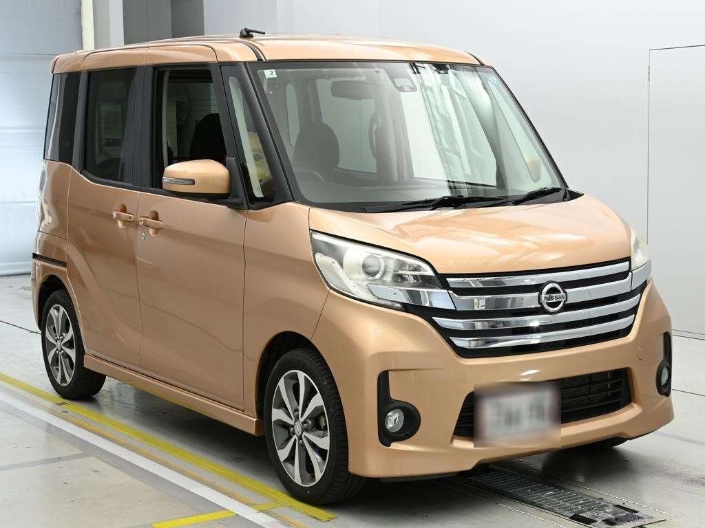 NISSAN DAYZ ROOX