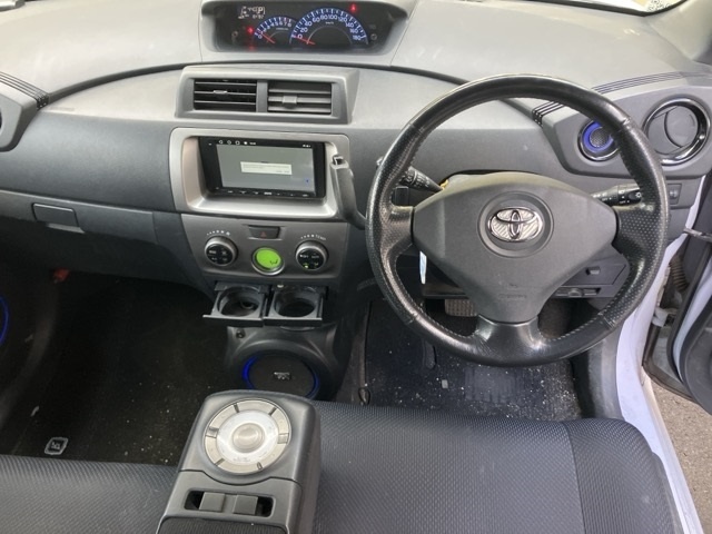 TOYOTA BB