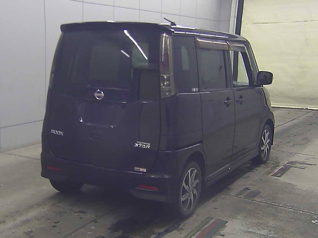 NISSAN ROOX