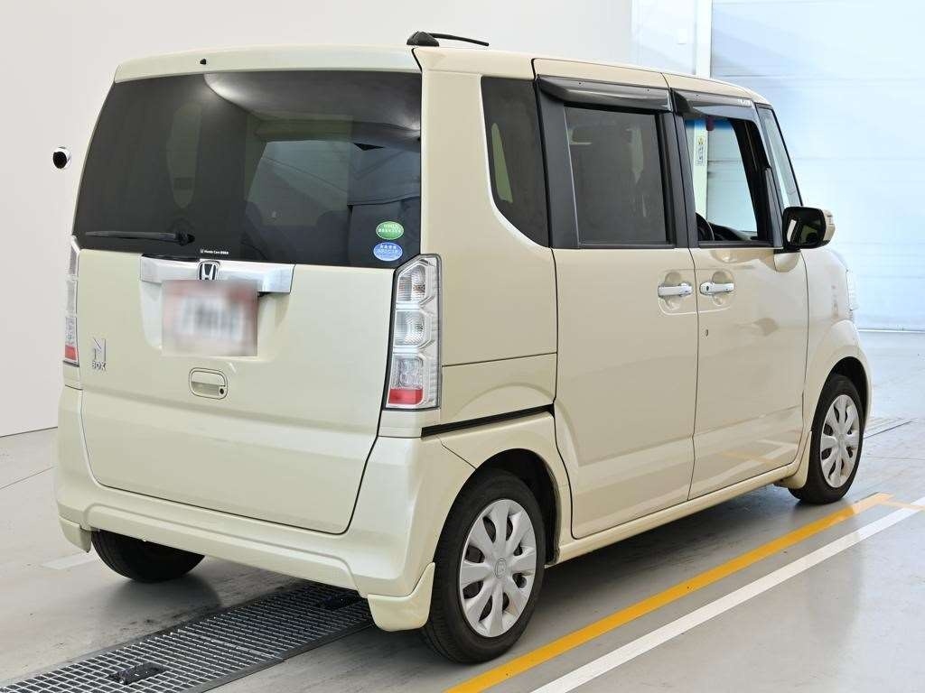HONDA N-BOX