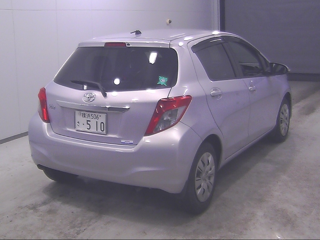 TOYOTA VITZ