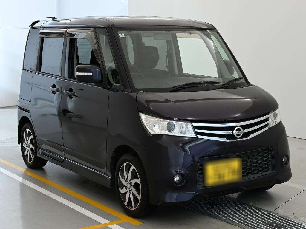 NISSAN ROOX