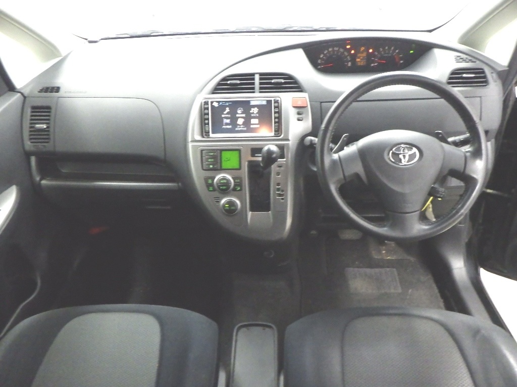 TOYOTA RACTIS