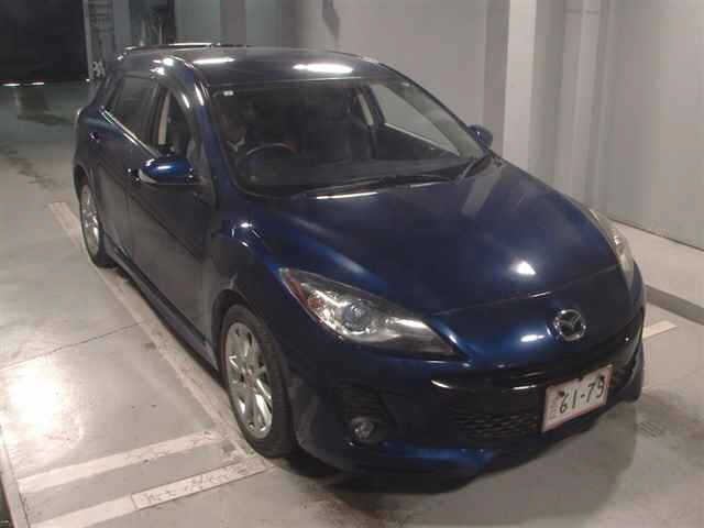 MAZDA AXELA