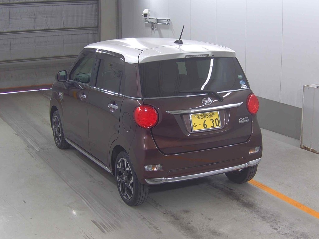 DAIHATSU CAST