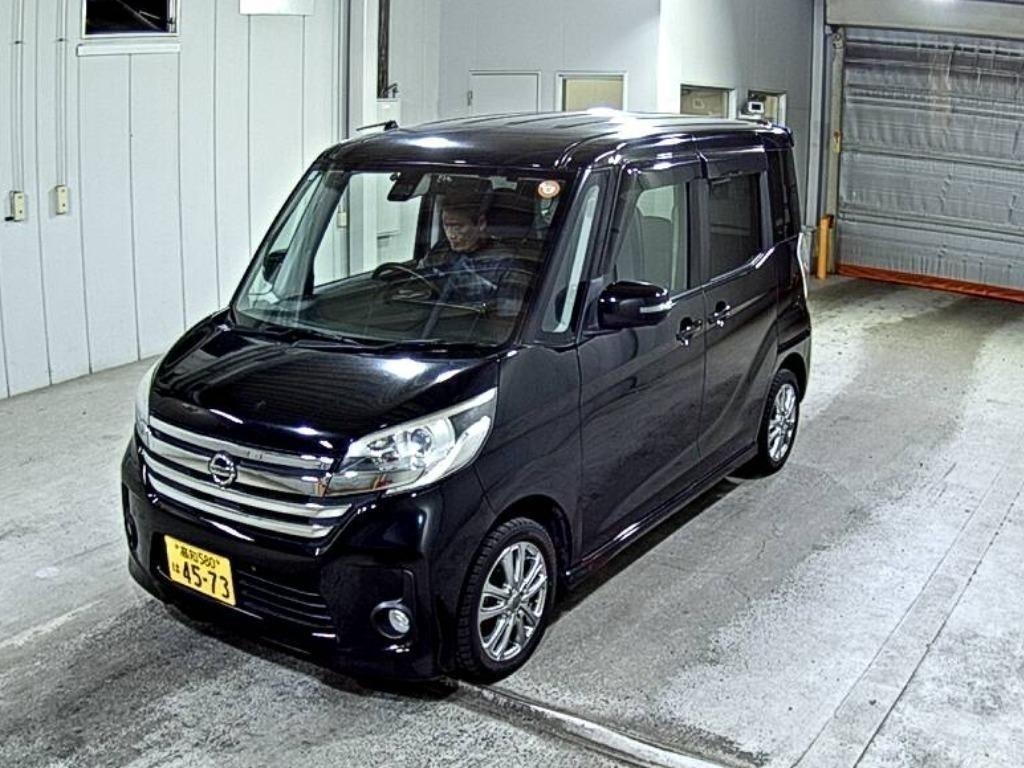NISSAN DAYZ ROOX