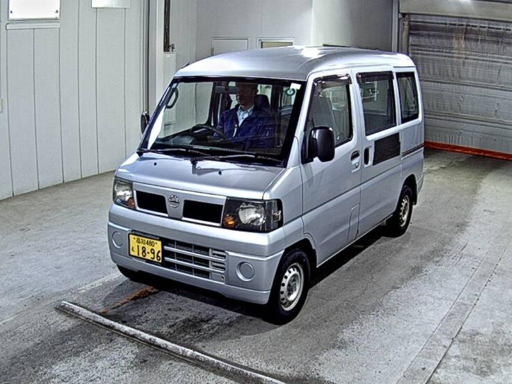 NISSAN CLIPPER