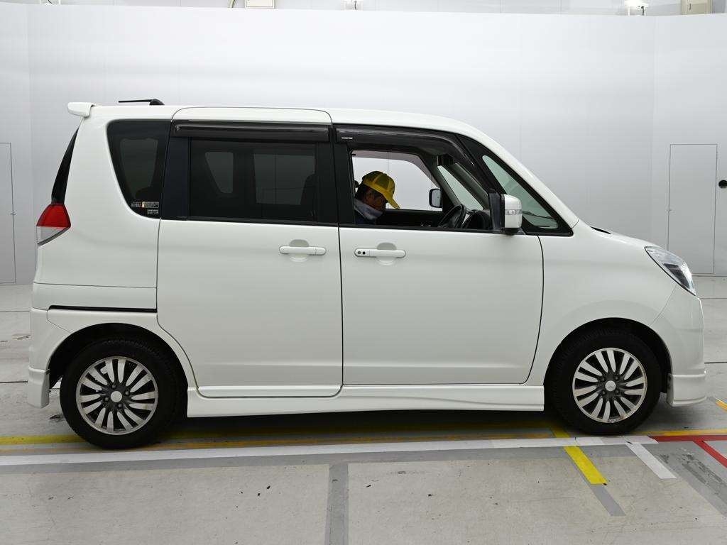 MITSUBISHI DELICA D:2