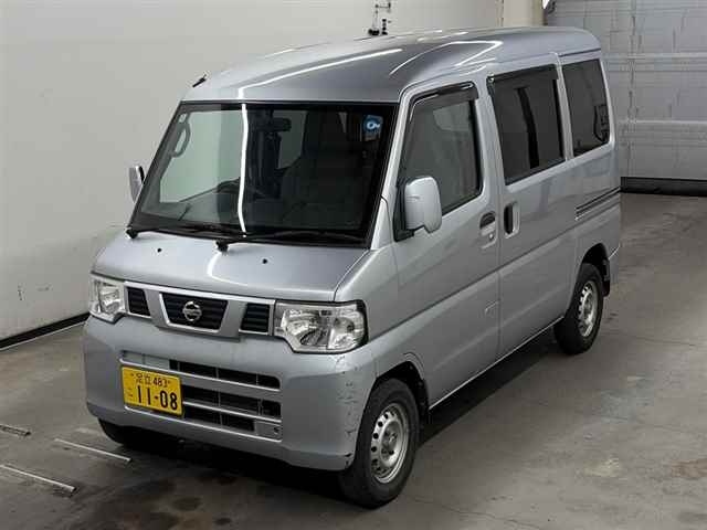 NISSAN NV100 CLIPPER