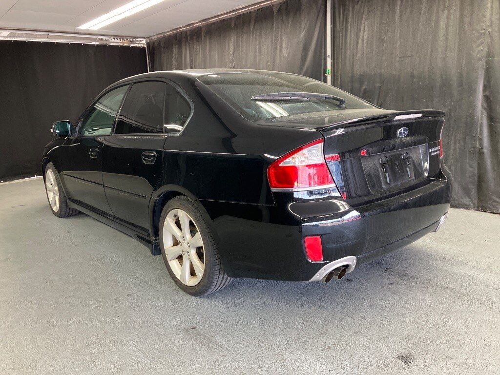 SUBARU LEGACY B4