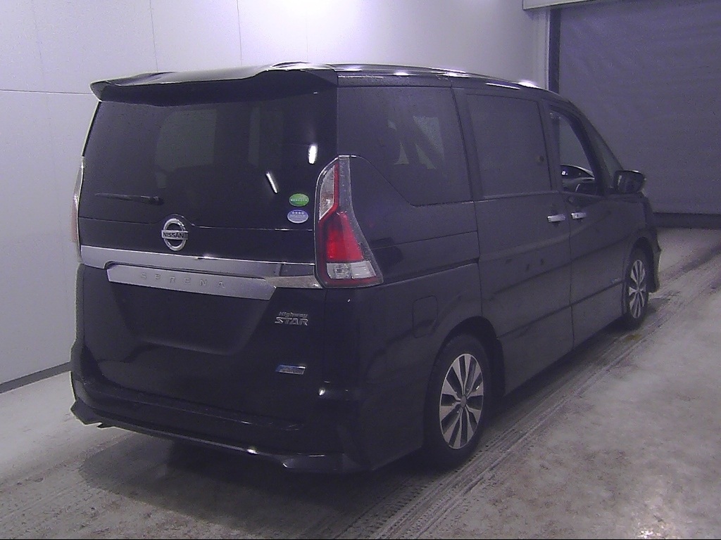NISSAN SERENA