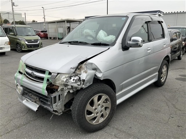 DAIHATSU TERIOS KID