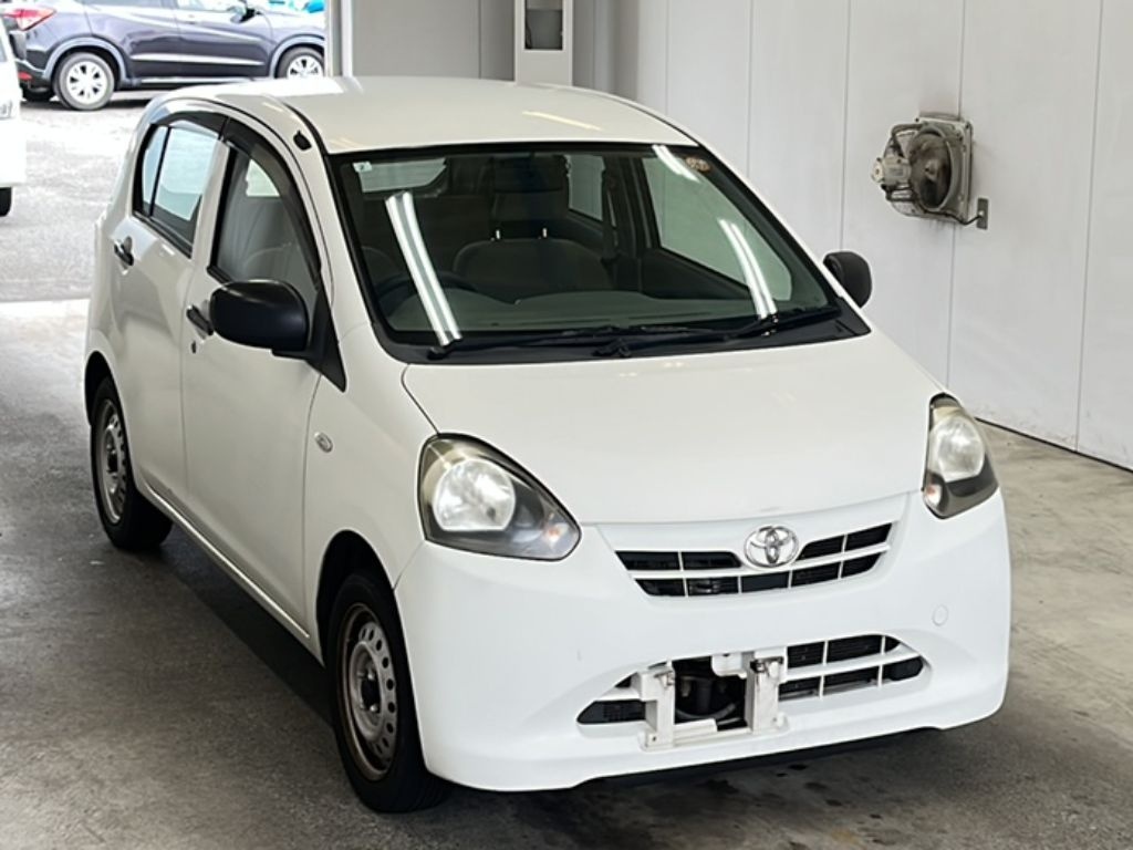 TOYOTA PIXIS EPOCH
