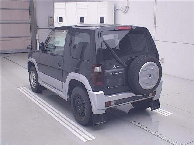 MITSUBISHI PAJERO MINI