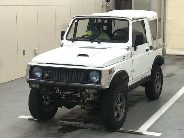 SUZUKI JIMNY