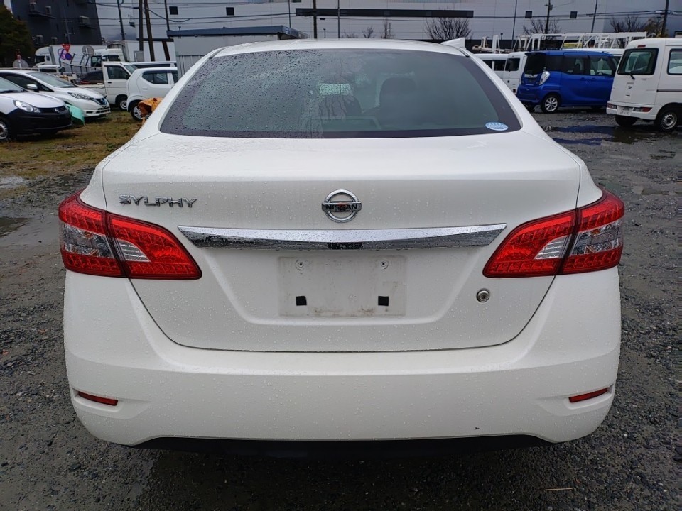 NISSAN SYLPHY