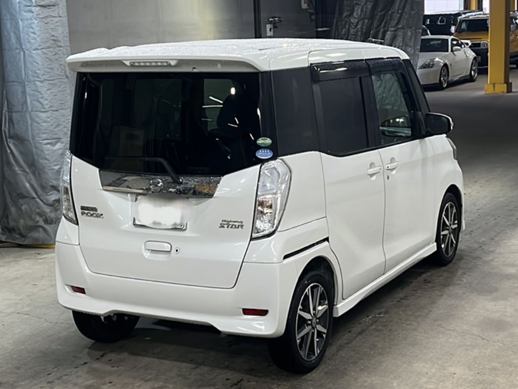 NISSAN DAYZ ROOX