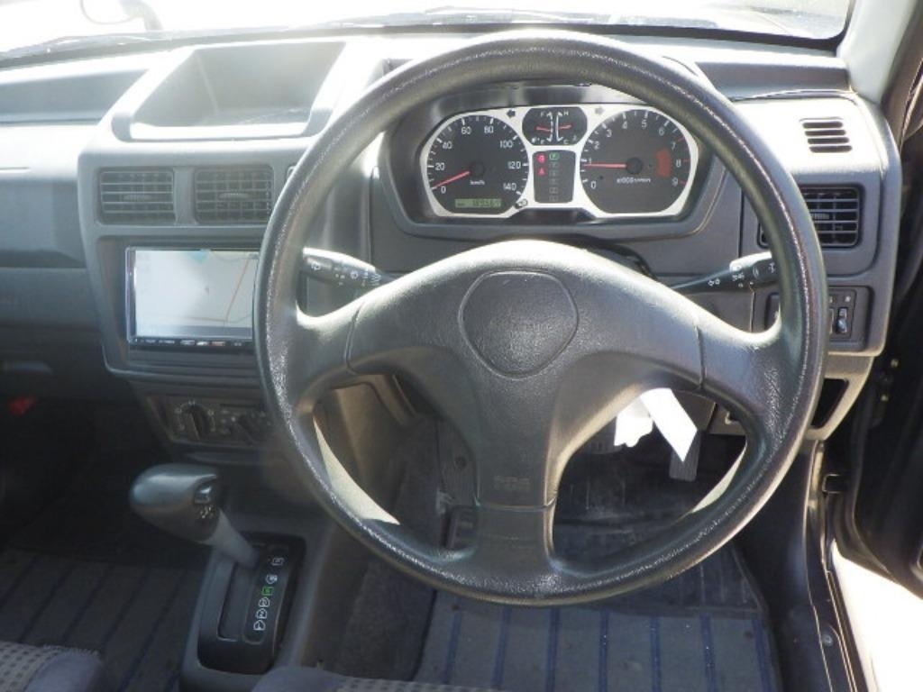 MITSUBISHI PAJERO MINI