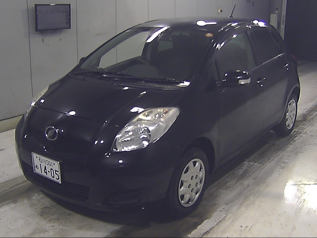 TOYOTA VITZ