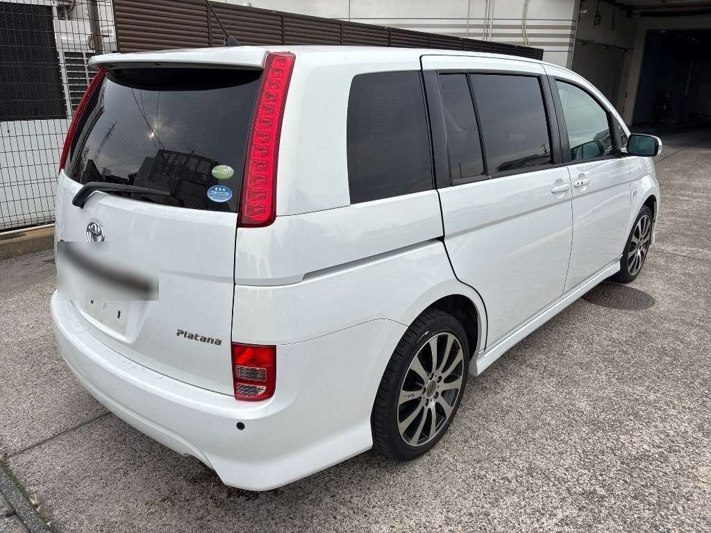 TOYOTA ISIS