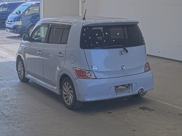 TOYOTA BB