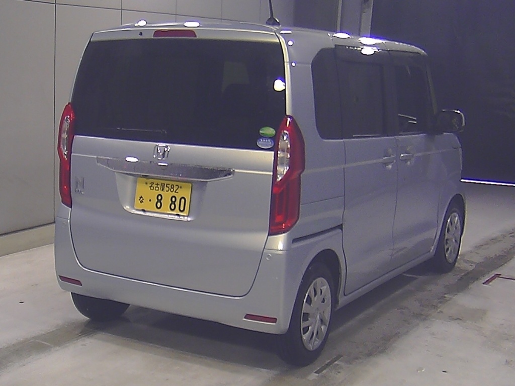 HONDA N-BOX