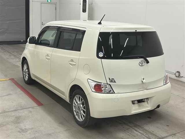 TOYOTA BB